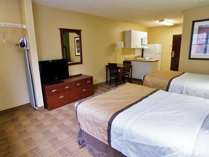 Extended Stay America Suites - Hampton - Coliseum Exterior photo