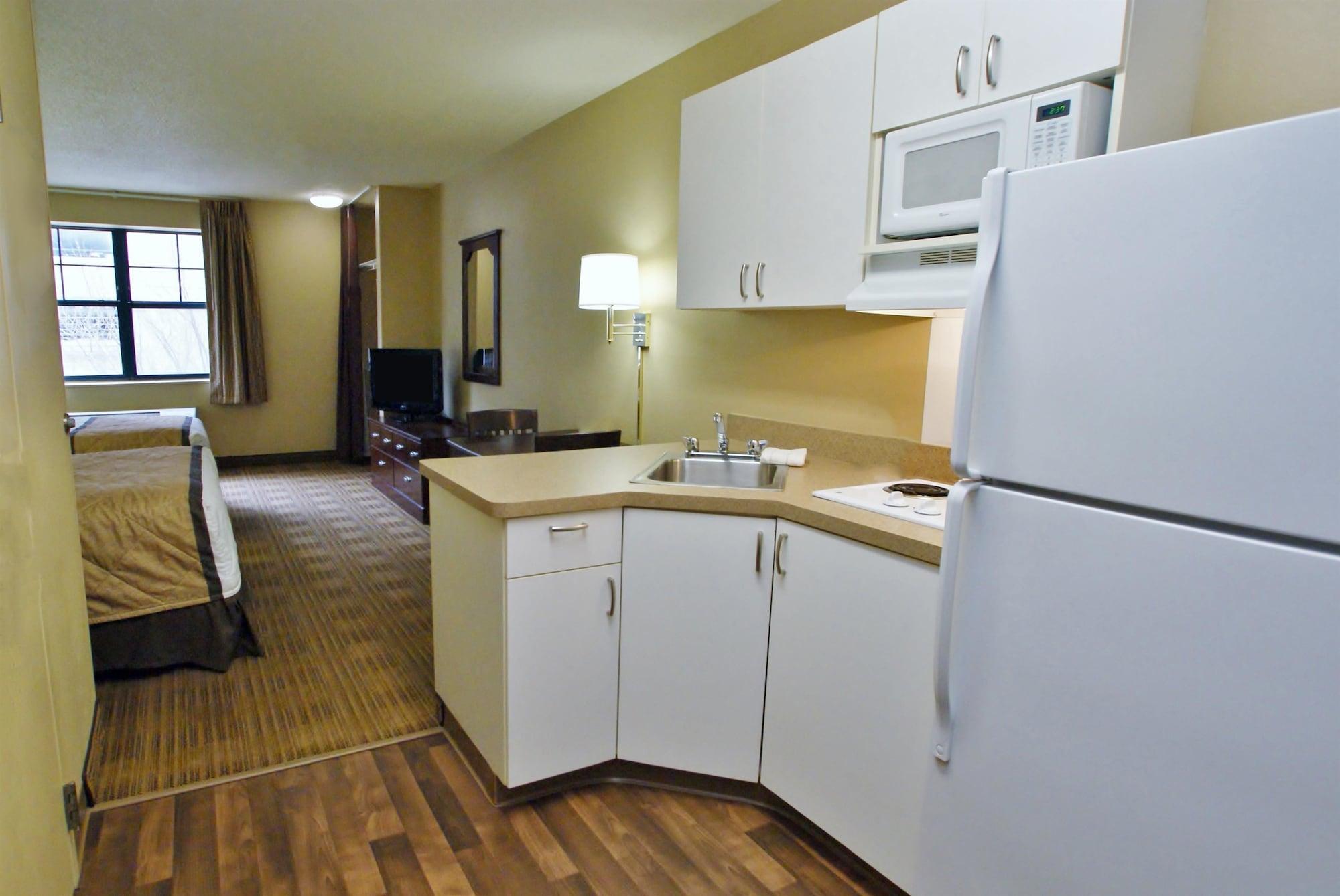 Extended Stay America Suites - Hampton - Coliseum Exterior photo
