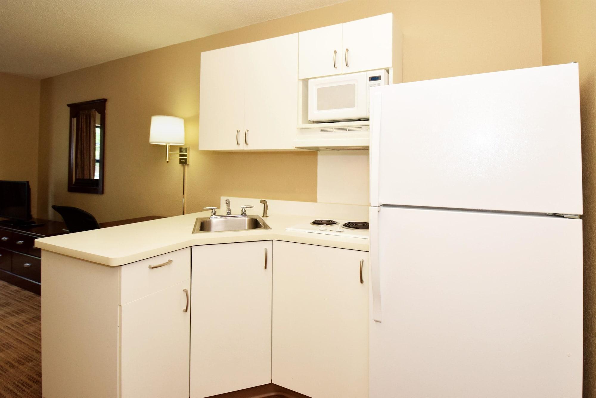 Extended Stay America Suites - Hampton - Coliseum Exterior photo