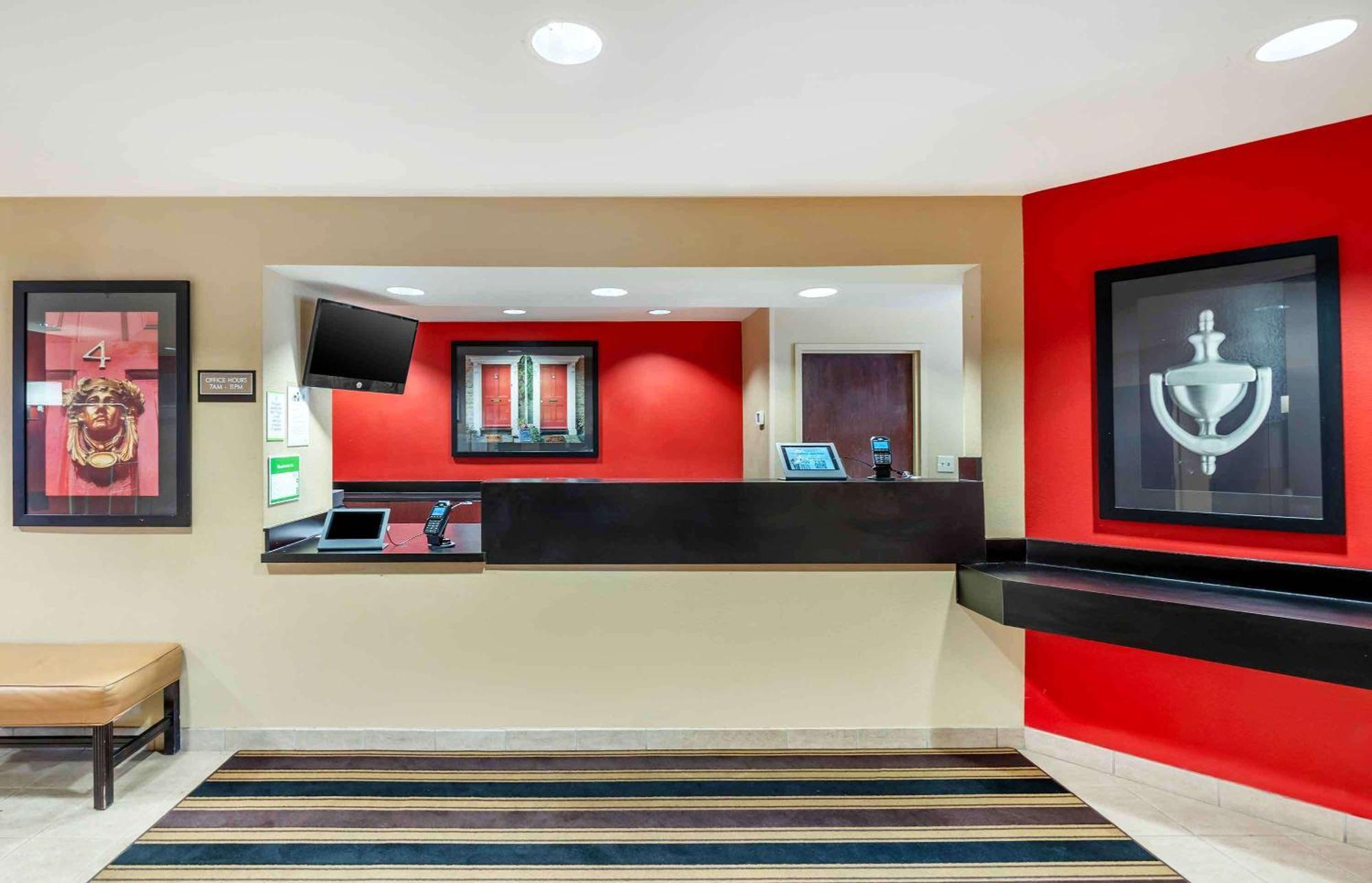 Extended Stay America Suites - Hampton - Coliseum Exterior photo