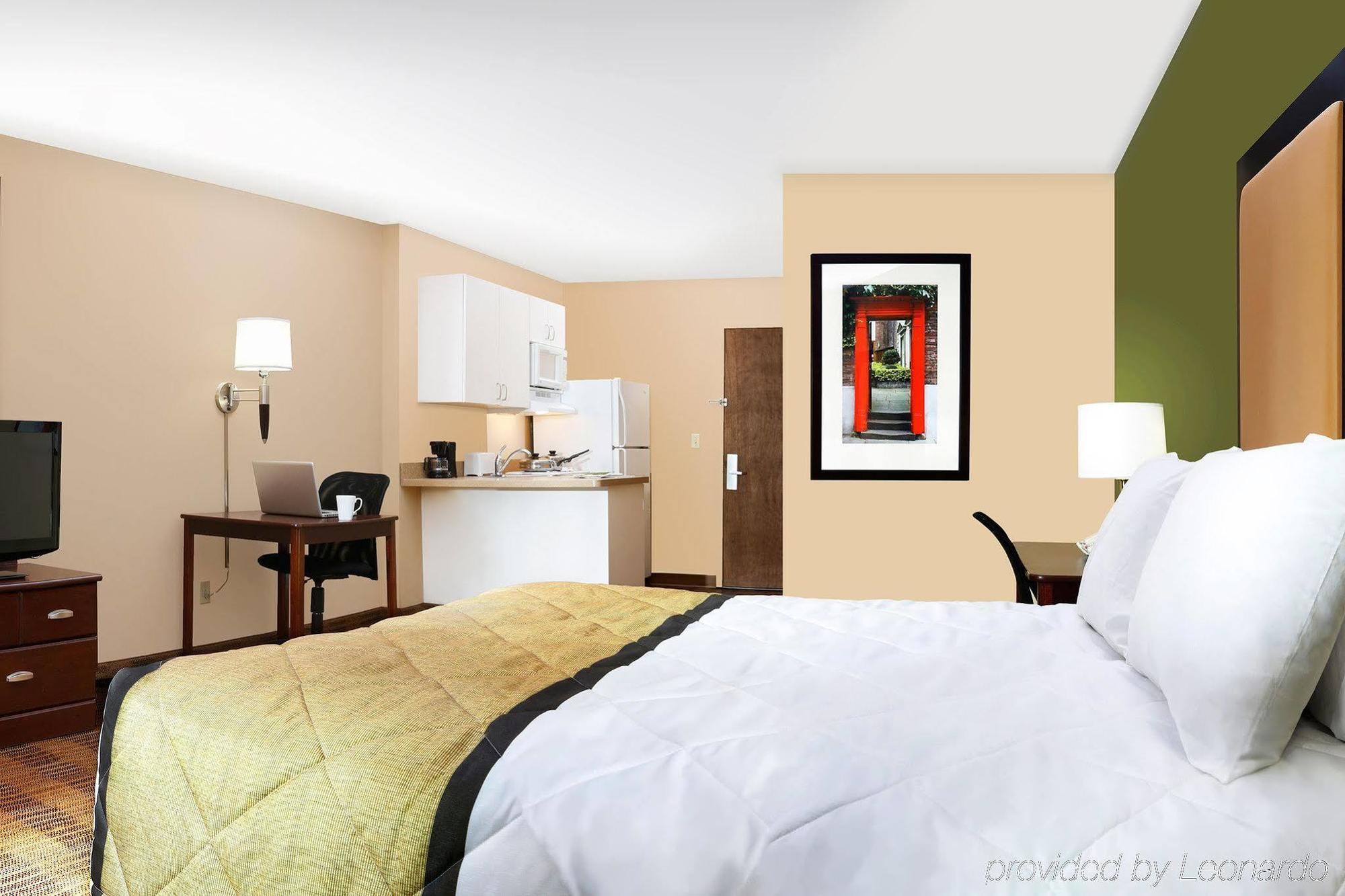 Extended Stay America Suites - Hampton - Coliseum Exterior photo